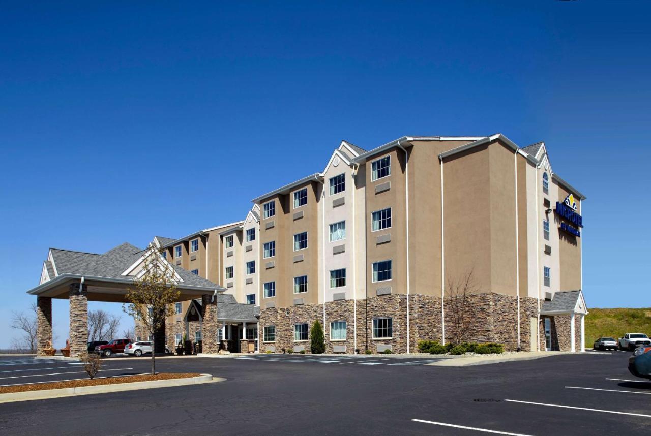 Microtel Inn & Suites By Wyndham St Clairsville - Wheeling St. Clairsville Exterior photo