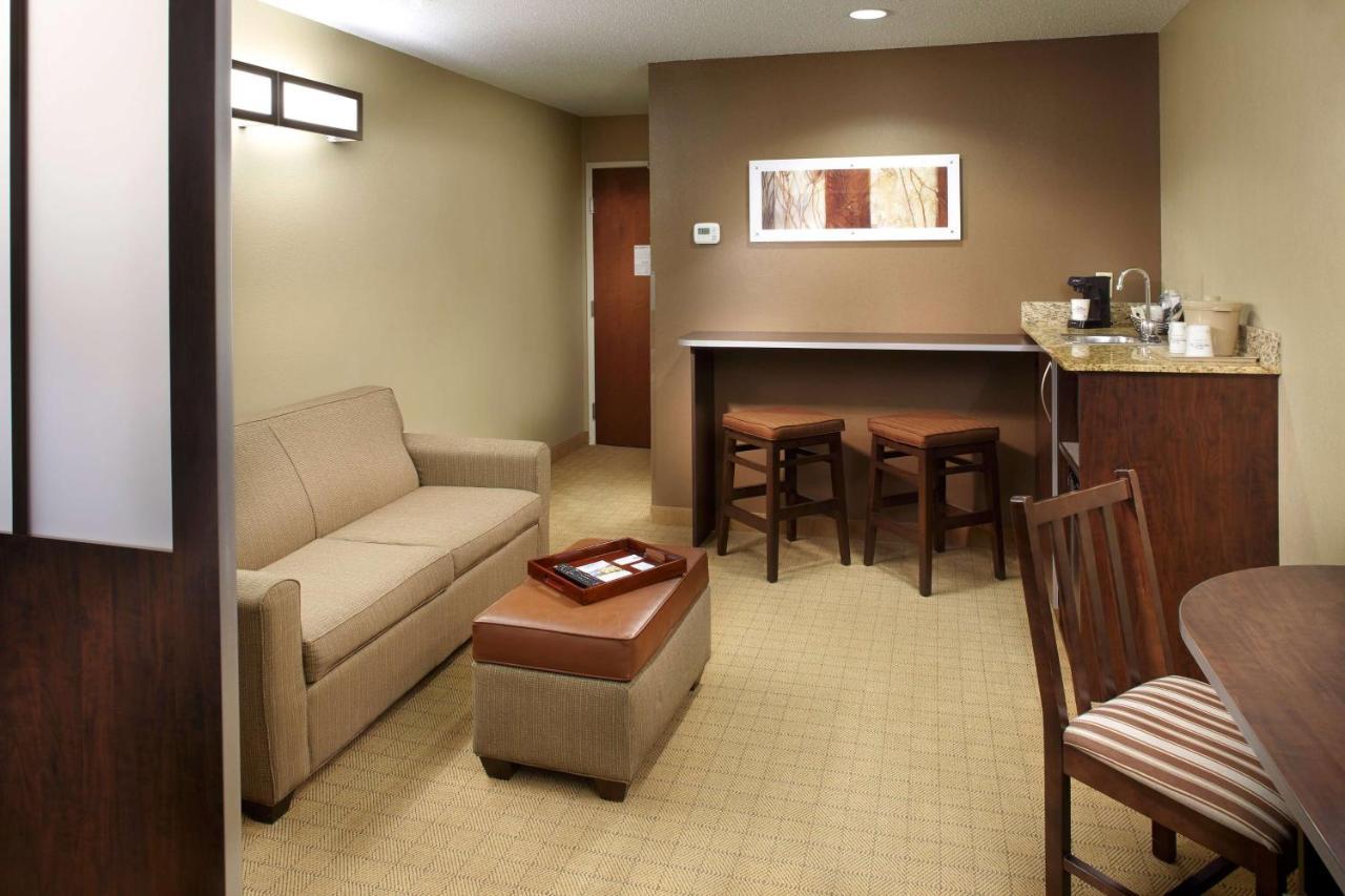 Microtel Inn & Suites By Wyndham St Clairsville - Wheeling St. Clairsville Exterior photo